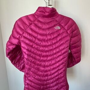 The North Face Women's Fuchsia Puffer Jacket